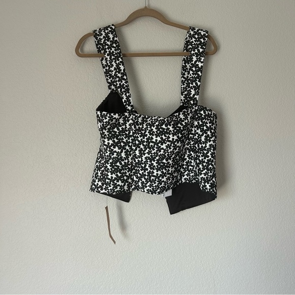 NWT Reformation Azalea Bow Tie Top in Black and White Floral - Picture 8 of 8
